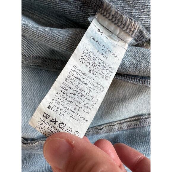 DAZY Vintage Denim Vest size women's Large; broken zipper; Jean Vest - Picture 10 of 10